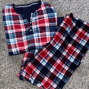 Women’s Plaid Long Sleeve Pajamas Set
